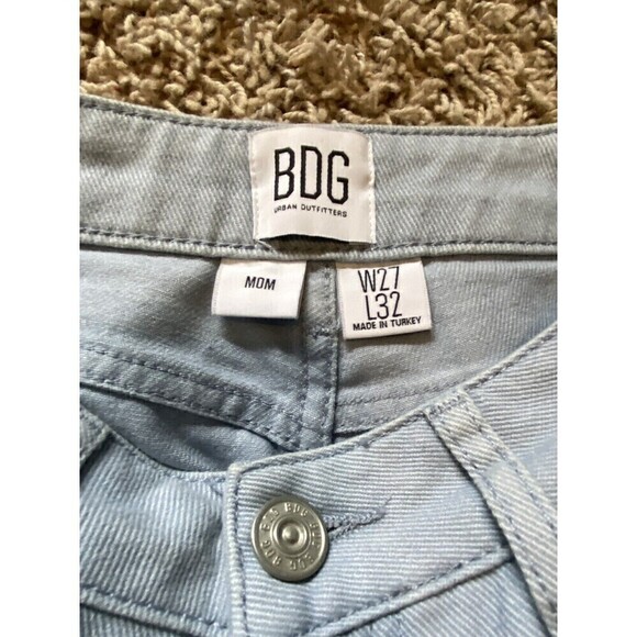 Bdg Mom Jeans Urban Outfitters Womens Size 27X32 Painted Star High Rise - Picture 6 of 11